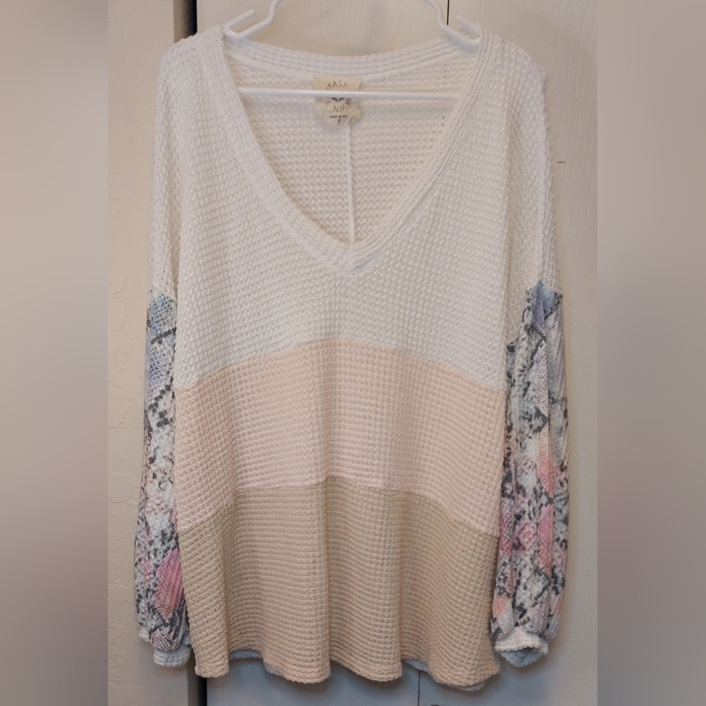 Fantastic Fawn Color Blocked Waffle Knit Top Size 3X Pullover Snake Print Sleeve